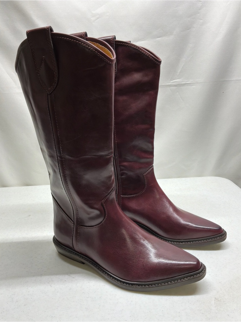 Frye And Co. Rylie Equestrian Boots Mulberry Color Women's Size 6M NWOT